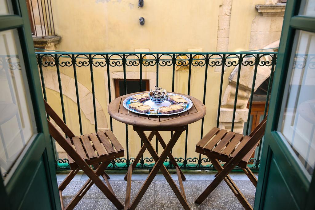 Fausto's House Apartment Syracuse